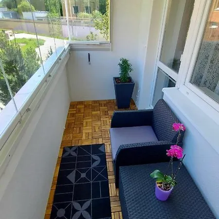 Apartman Eva - Plne Vybaveny Byt - Týn nad Vltavou מראה חיצוני תמונה