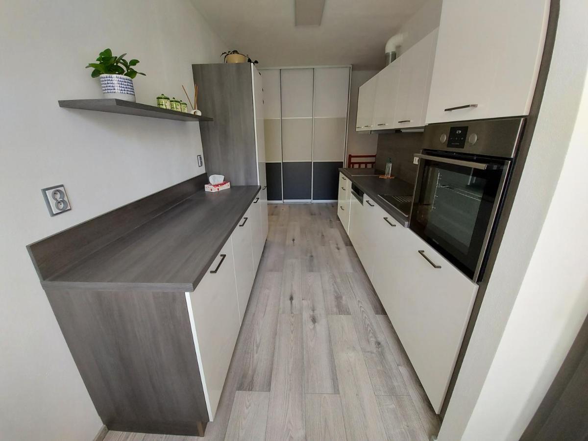 Eva - Plne Vybaveny - * Tyn nad Vltavou
